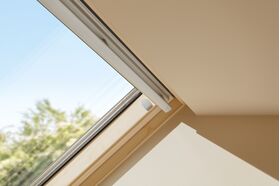 VELUX Dachfenster GNL 1064 | Klapp-Schwing | 3-fach Verglasung | Holz