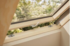 VELUX Dachfenster GNL 1064 | Klapp-Schwing | 3-fach Verglasung | Holz