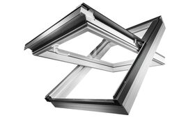Kunststoff Dachfenster OptiLight PVC ENERGIE mit 3-fach Verglasung und regulierbarem Lüfter