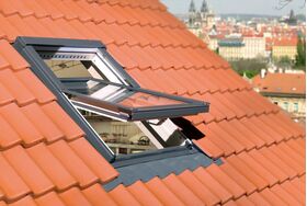 Schwingfenster FTP R1 von außen