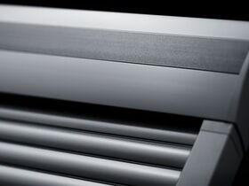 Elektrisch betrieben Rollladen fur VELUX Dachfenster