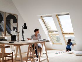 VELUX GPL 3068 | wooden, top hung roof window with safe 3-glazing