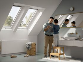 Dachfenster VELUX GLU-B 0061 | mit unterem Handgriff | 3-fach Verglasung | Kunstsoff