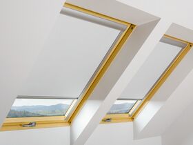FAKRO ARF SOLAR | solar-powered blackout blind for FAKRO roof windows ✓ OptiLight ✓ ARON ✓ ARTENS