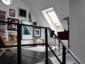 VELUX GPL 3066 | wooden, top hung roof window with safe 3-glazing