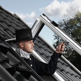 Dachausstiegsfenster VELUX GXL 2070 THERMO mit Türfunktion