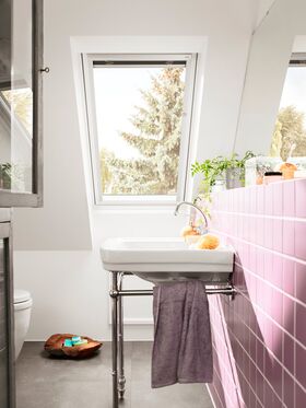 VELUX Kunststoff Dachfenster GLU 0061 mit 3-fach Verglasung