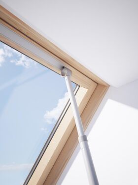 Multifunktional Teleskop-Bedientange zur Bedienung von Dachfenster Rollos und Insektenschutzrollos